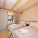 Villa Ostria Travliata
